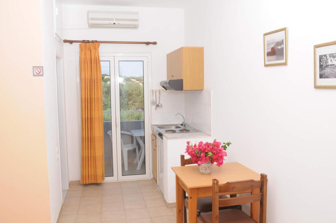 Mastorakis Hotel And Studios Limenas Chersonisou Exterior foto