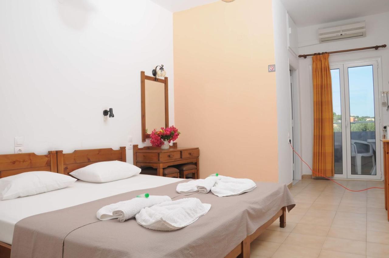 Mastorakis Hotel And Studios Limenas Chersonisou Exterior foto